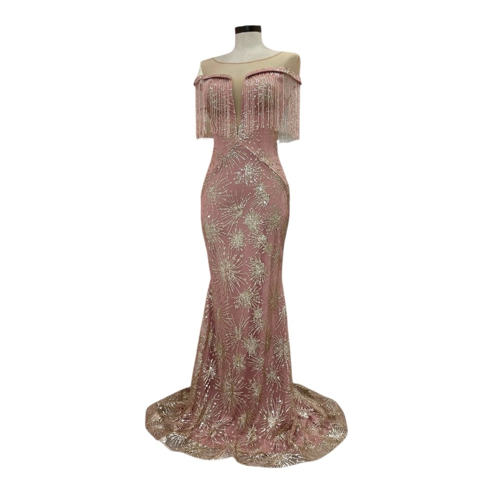 Elegant Pink Evening Gown with Rose Gold and Silver Accents
